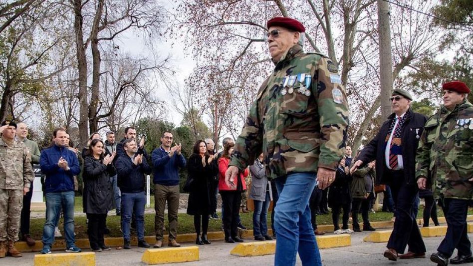  "Es un día importante para nuestra soberanía, para  una lucha que continúa", afirmó el Intendente de Azul