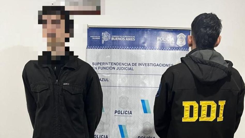 El acusado de estos hechos de desobediencia permanecía transitoriamente privado de la libertad en la sede de la DDI Azul. DDI AZUL/PBA