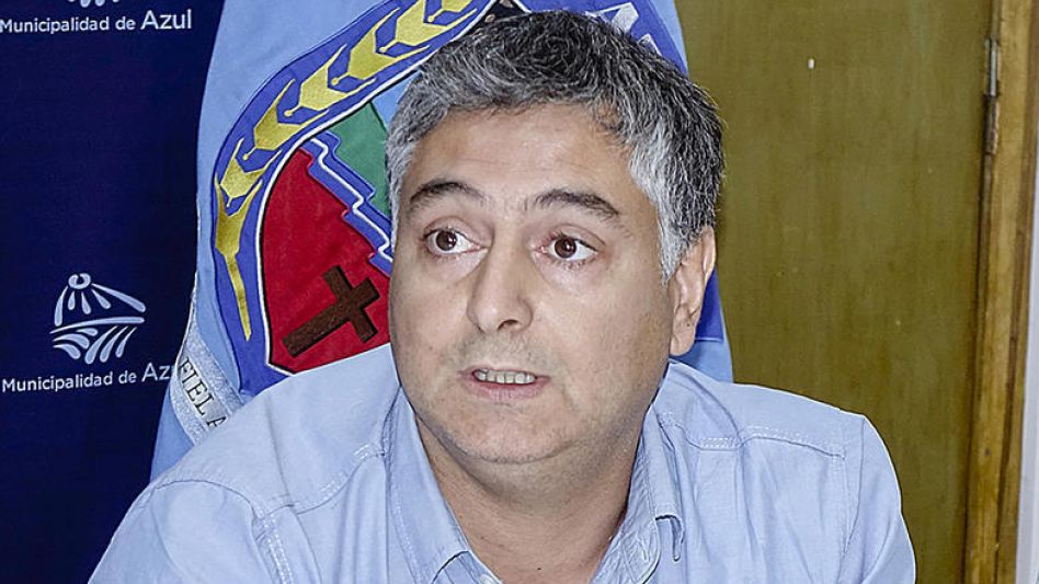 El actual director de Transporte de la Municipalidad de Azul, Ricardo Méndez, ponderó la decisión del gobernador Axel Kicillof de salir al rescate del transporte público del interior.    ARCHIVO/PRENS
