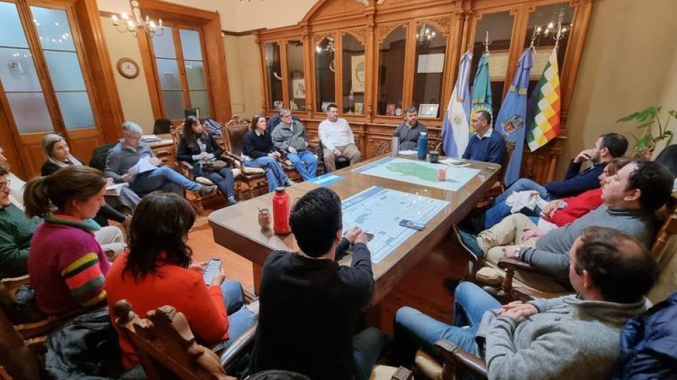 El intendente Nelson Sombra se reunió con ediles de los diferentes bloques para dialogar acerca de la ordenanza Fiscal Impositiva. PRENSA MUNICIPAL