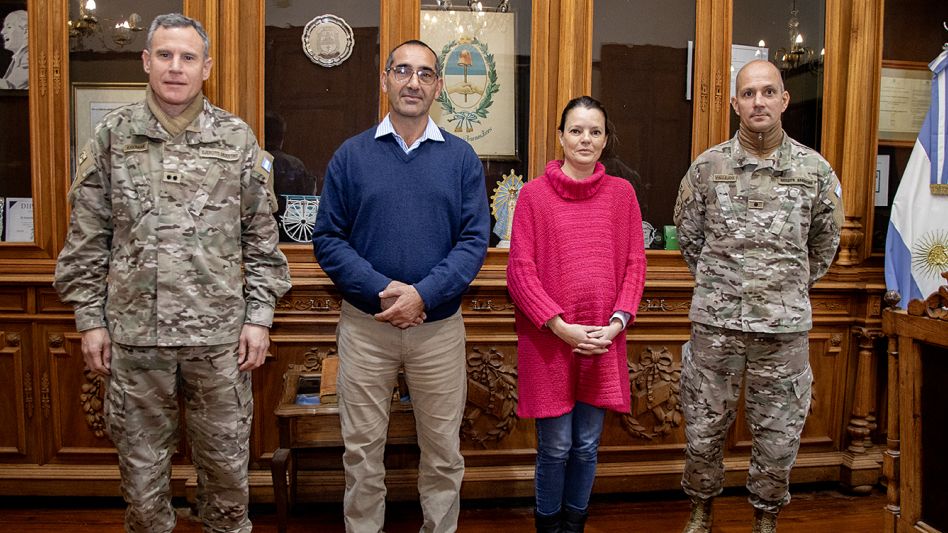 Convenio con el Ejército Argentino para el mantenimiento de calles