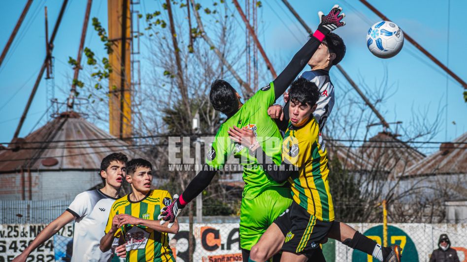 Piazza y Athletic empataron en la primera final de Séptima División. FOTOS: NICOLÁR MUCIA
