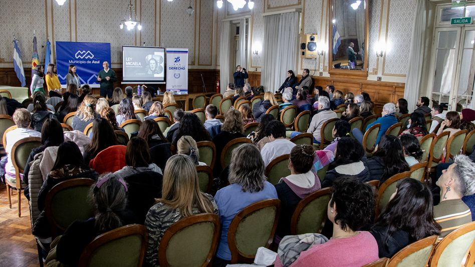 La iniciativa tendrá una duración de cinco encuentros y es coordinada de forma conjunta entre la Dirección de Políticas de Género y Diversidad de la comuna, la Facultad de Derecho y el área de Polític