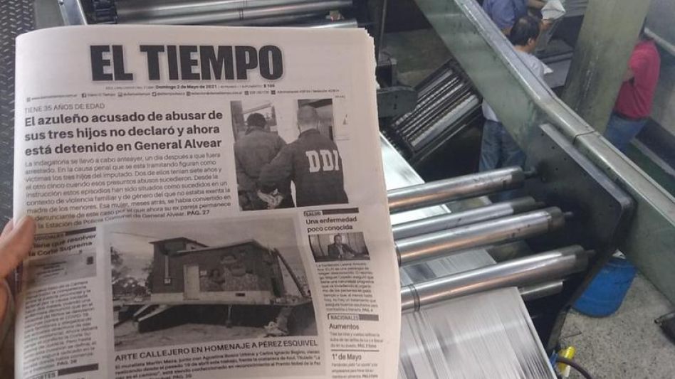 La rotativa que late y un diario que sale a la calle. Hace 91 años que esa rutina está instalada en EL TIEMPO y repercute en la sociedad que lo sigue albergando.  NACHO CORREA