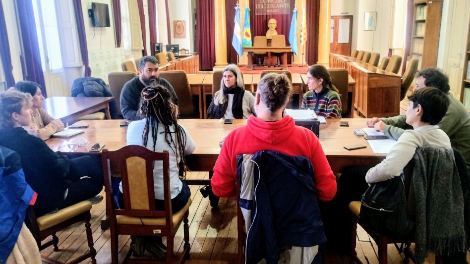 Un tramo de la reunión que se concretó en el recinto del Concejo Deliberante de esta ciudad.   PRENSA/CONCEJO DELIBERANTE