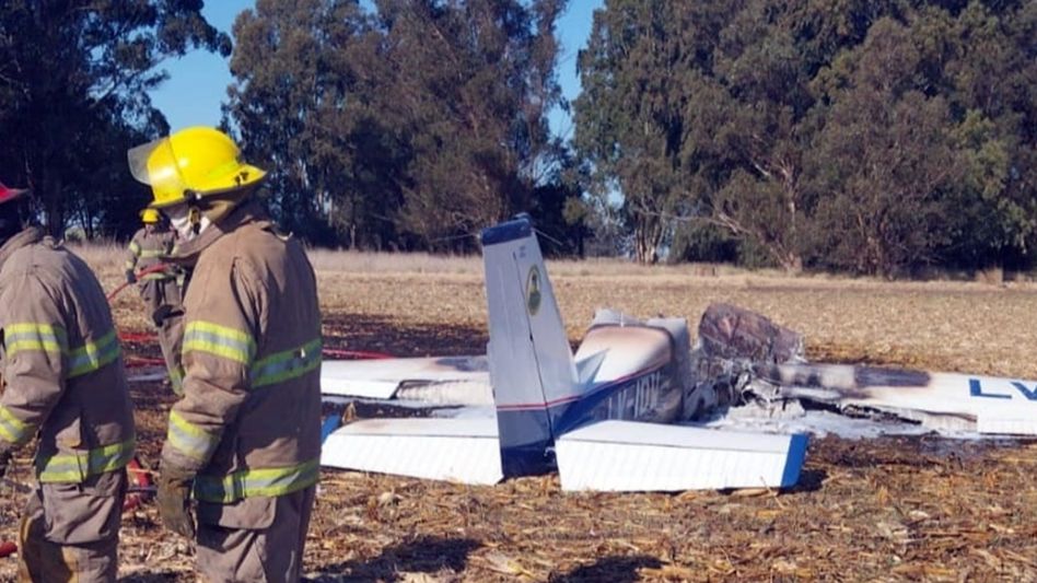 Una avioneta se vino a pique en un campo de Balcarce y sus tripulantes salieron ilesos