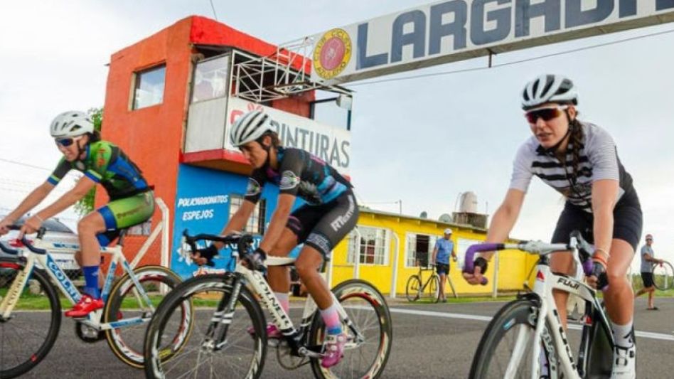 Hoy un nuevo festival   de Ciclismo en Azul