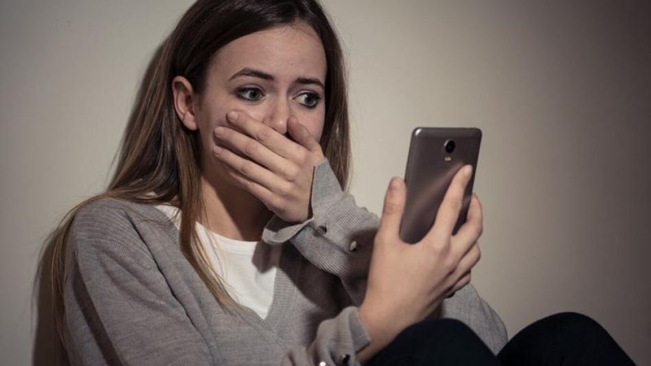Estados de WhatsApp y violencia de género digital