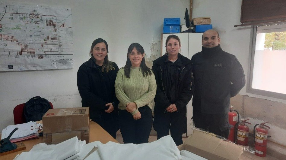 En una cárcel de Azul confeccionan sábanas para dos hogares de ancianos 
