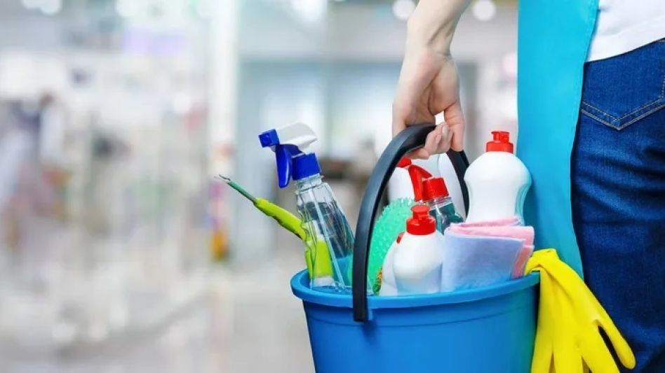 Anmat prohibió la venta de una marca de aceite de oliva y varios productos de limpieza