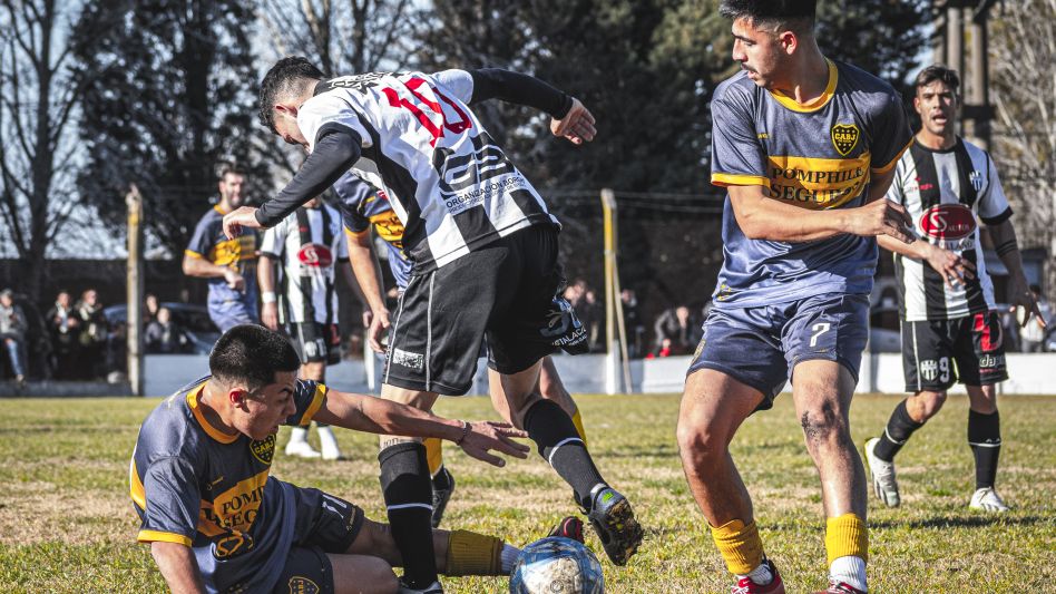 Alumni y Boca jugarán hoy la vuelta de las semifinales de la UDR. El xeneize llega con la ventaja de haber ganado en la ida por 3 a 2 y con el empate será finalista. ARCHIVO/Nicolás Murcia.