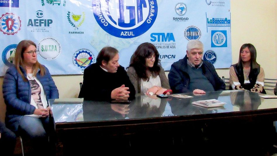 Julio Varela durante el acto en la CGT Regional Azul. Foto: gentileza PRENSA PERONISMO 26 DE JULIO