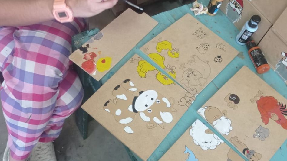 Desde una cárcel de Azul elaboraron y entregaron juegos didácticos para un Jardín Maternal Municipal