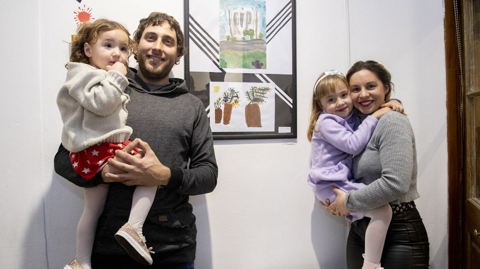 Quedó inaugurada la muestra "Pequeños Creadores Azuleños"