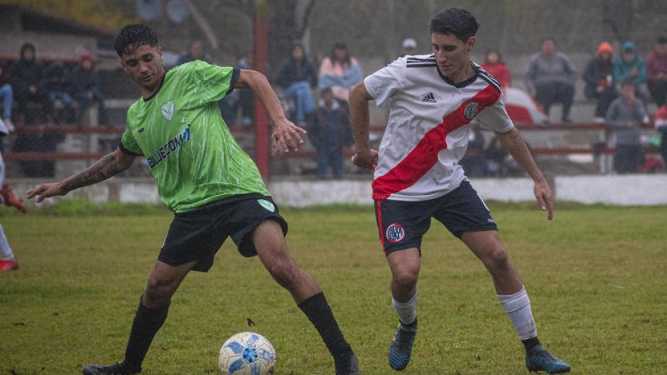Vélez estará recibiendo mañana a River en el inicio del Torneo Clausura de Primera División. El partico comenzará a las 20:30 en el Emilio S. Puente. ARCHIVO
