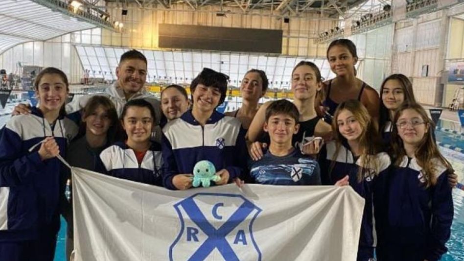 El equipo del Club de Remo, como así también el resto de los demás participantes, disfrutarán de dos jornadas a puro nado.  GENTILEZA REMO