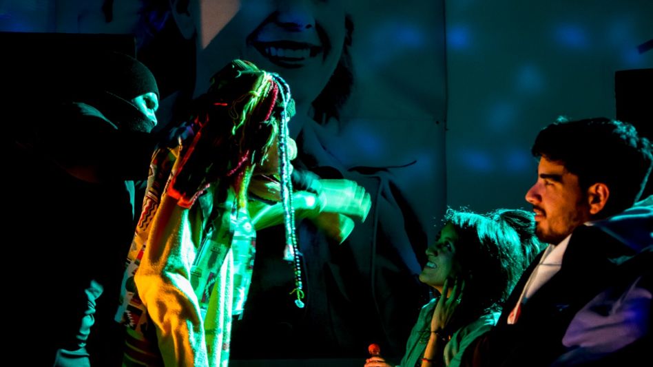Velada cultural a sala llena en el Paisano Frías