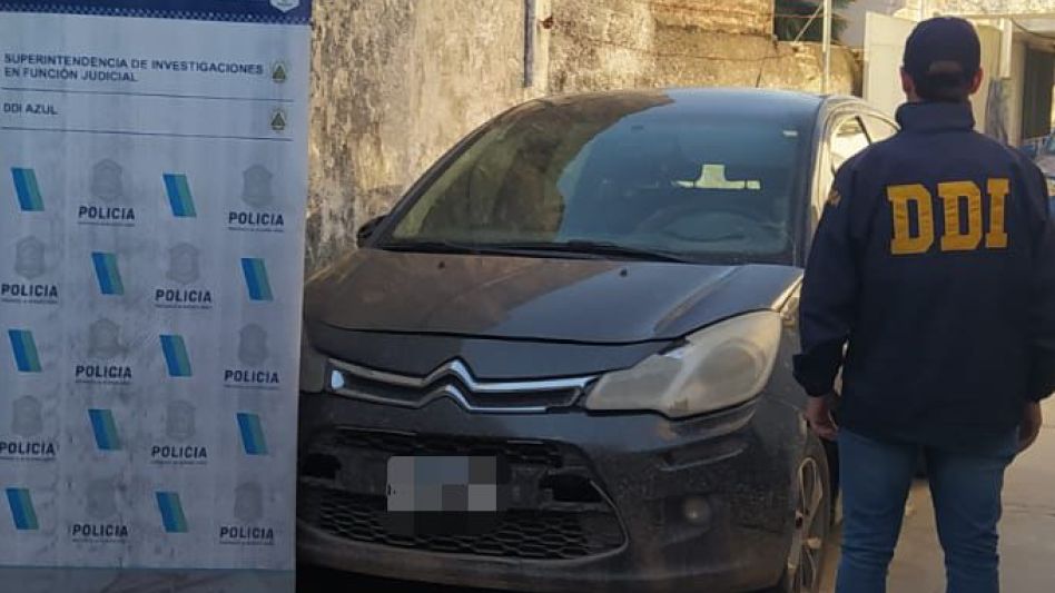 Un automóvil Citroën C3 también fue incautado en este allanamiento. FOTO: DDI AZUL/PBA