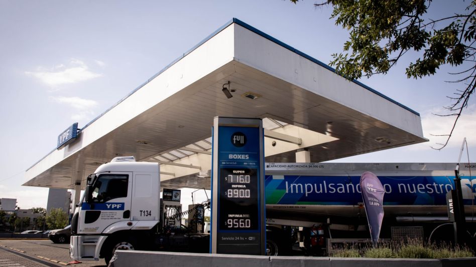Finalmente, el aumento de las naftas del lunes será del 3%