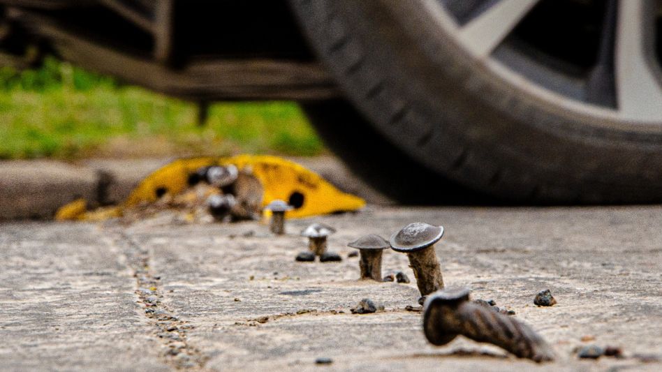  Reclaman solución ante el mal estado  de los reductores de velocidad en Azul