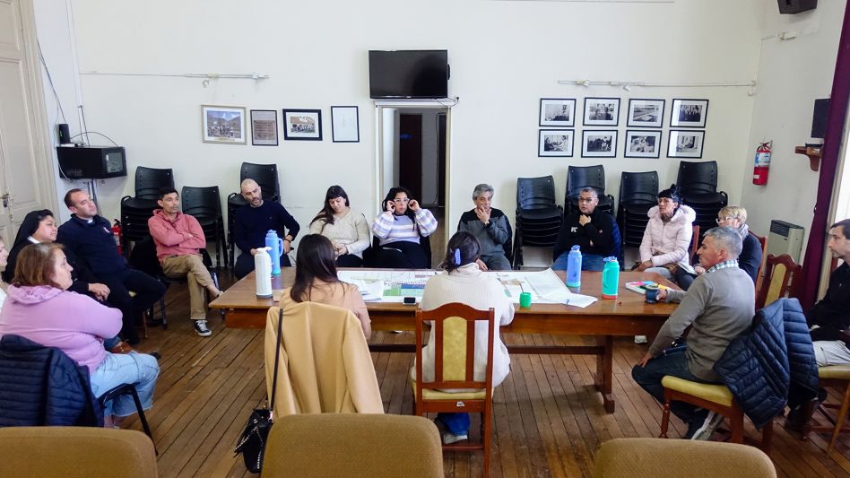 Se reunió la Mesa Social del Partido de Azul