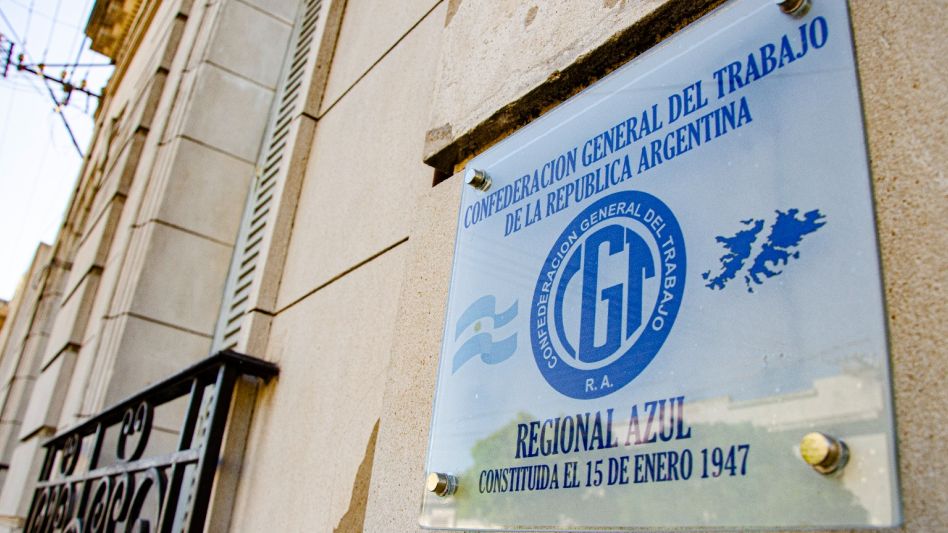 La CGT Azul repudió las medidas  de ajuste del intendente Sombra