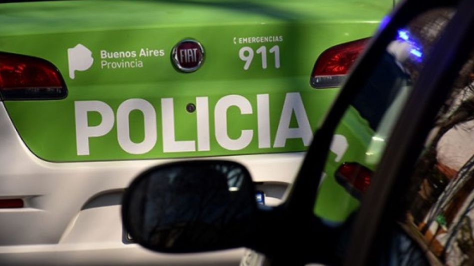 La policía interceptó a una persona que se movilizaba en un vehículo ajeno: se había equivocado de auto