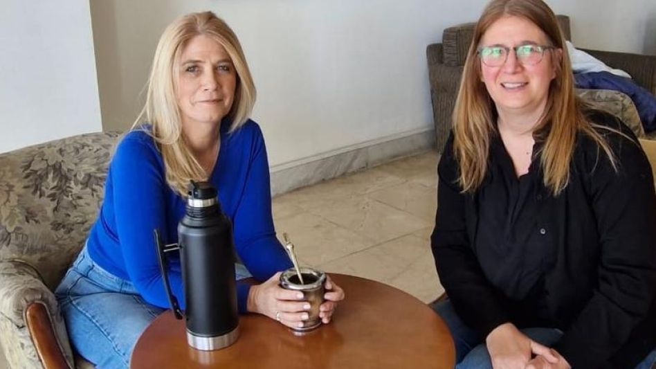 Verónica Magario, vicegobernadora de la Provincia de Buenos Aires, junto a la diputada Laura Aloisi.  PRENSA DIPUTADA ALOISI