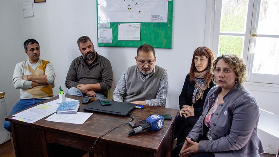 Funcionarios de Educación y de la secretaría de Cultura durante el anuncio del congreso que, por primera vez, se concretará en Azul.