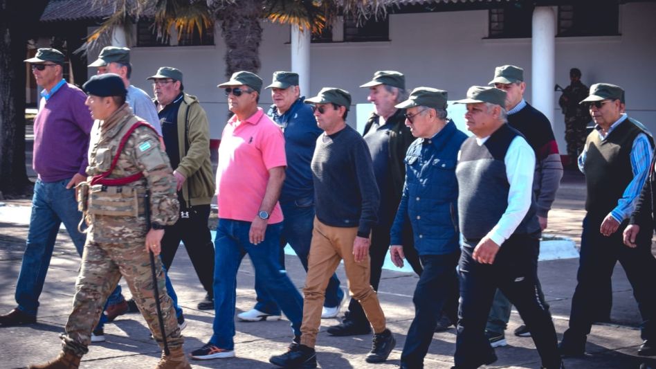 En su regreso, luego de casi 50 años, volvieron a desfilar por la Plaza de Armas. 