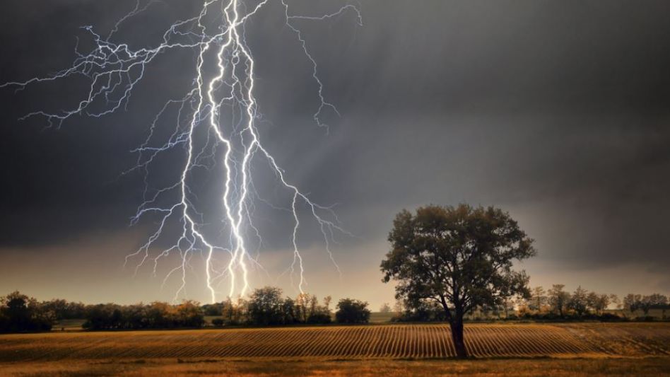 Azul, uno de los 29 distritos de la provincia donde la primavera llega con fuertes tormentas