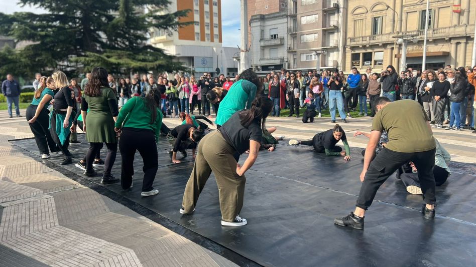 Comenzó el Primer Congreso de Educación Artística en Azul