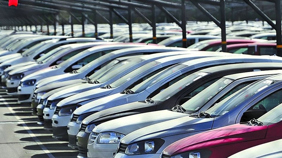 El patentamiento de autos subió casi 30% en septiembre y se frena la caída del primer semestre