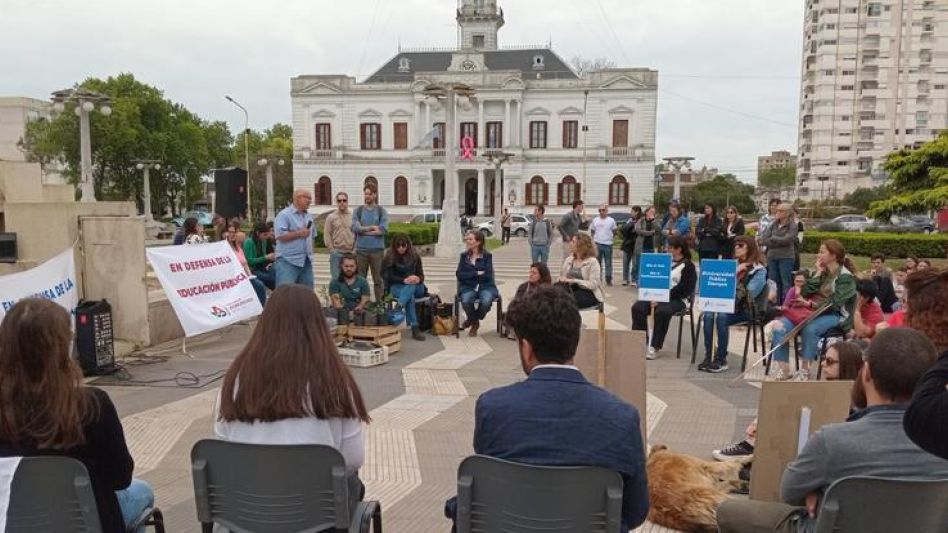 Desde la sede Azul de la UNICEN se dieron a conocer los pasos a seguir a nivel local en el marco del plan de lucha que viene desarrollando la comunidad educativa universitaria. MATÍAS MARTEL