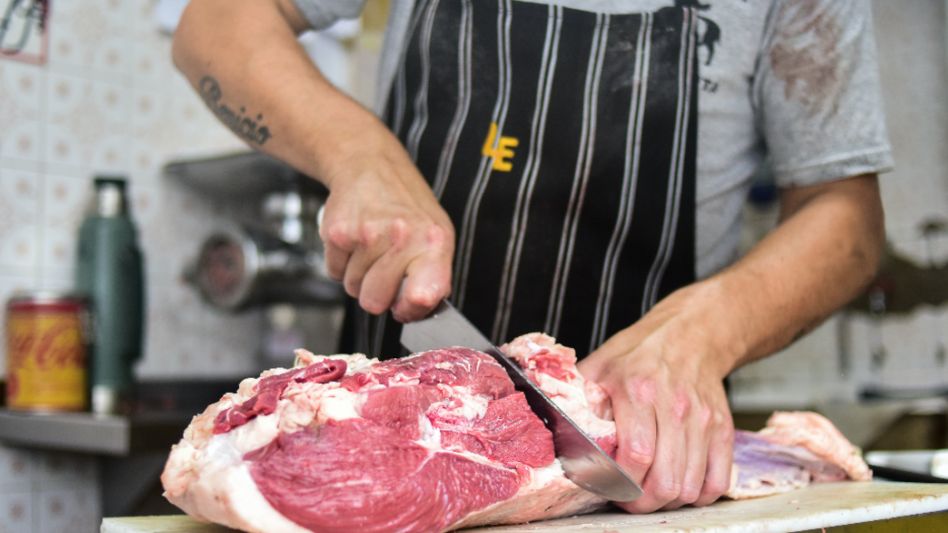 El consumo de carne se derrumbó 12% y es el peor registro en 26 años