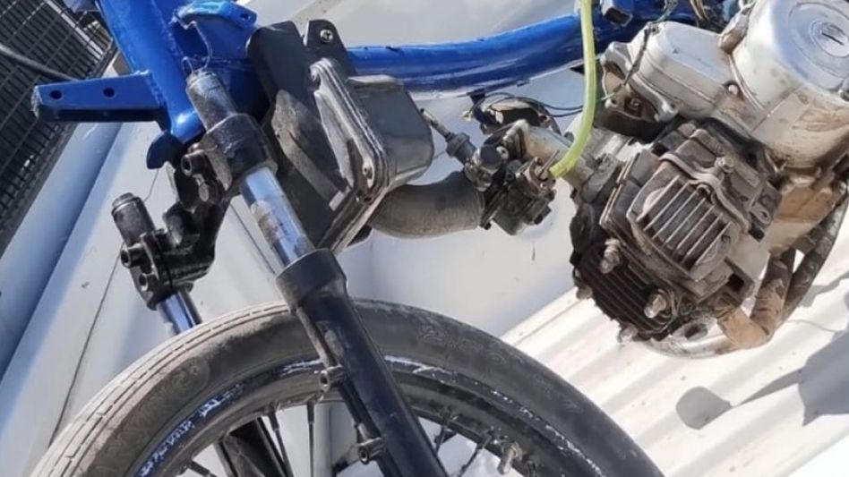 Las motos recuperadas en estos procedimientos realizados por personal policial. FOTOS: EPDS AZUL/PBA