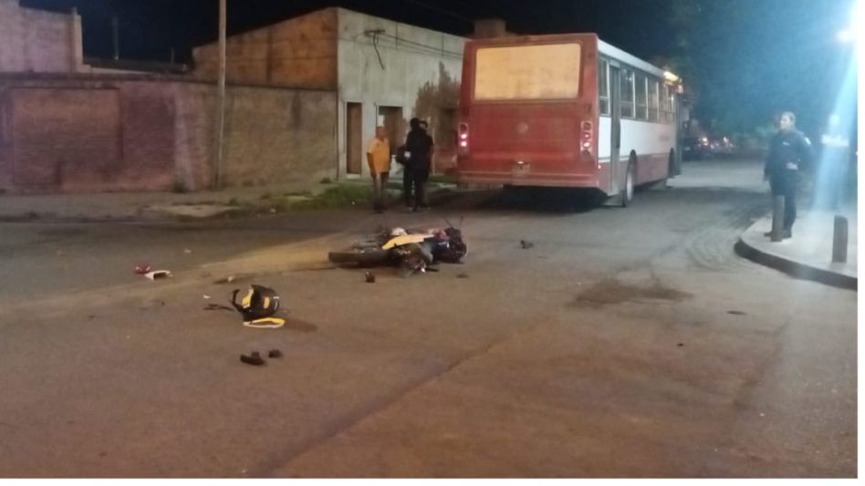 Poco antes de la hora 22 de este martes se produjo el siniestro de tránsito. FOTO: EPDS AZUL/PBA