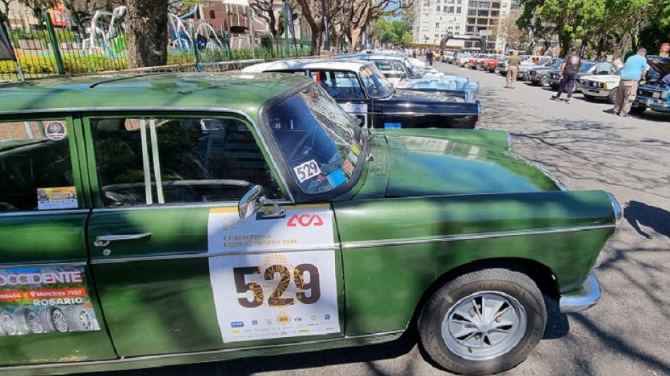 Organizado por el ACA se estará desarrollando la edición XXI del GP Argentino Histórico. De la misma participan azuleños, entre ellos, Miguel Quattrocchio (foto N°529). Foto: archivo.