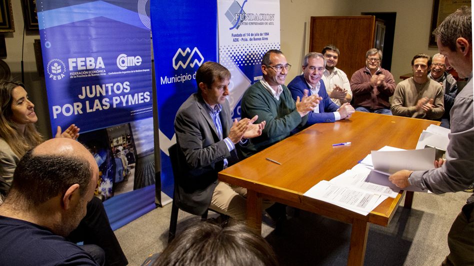 Se firmó un convenio para la creación del centro comercial abierto en Azul