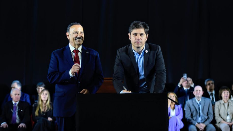 Interna peronista: Quintela desvinculó a Kicillof de la junta de sus avales para el PJ