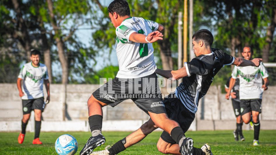 Athletic se impuso ante Vélez en el Estadio Lorenzo Palacios por la 12 fecha del campeonato local. Foto: Nicolás Murcia.
