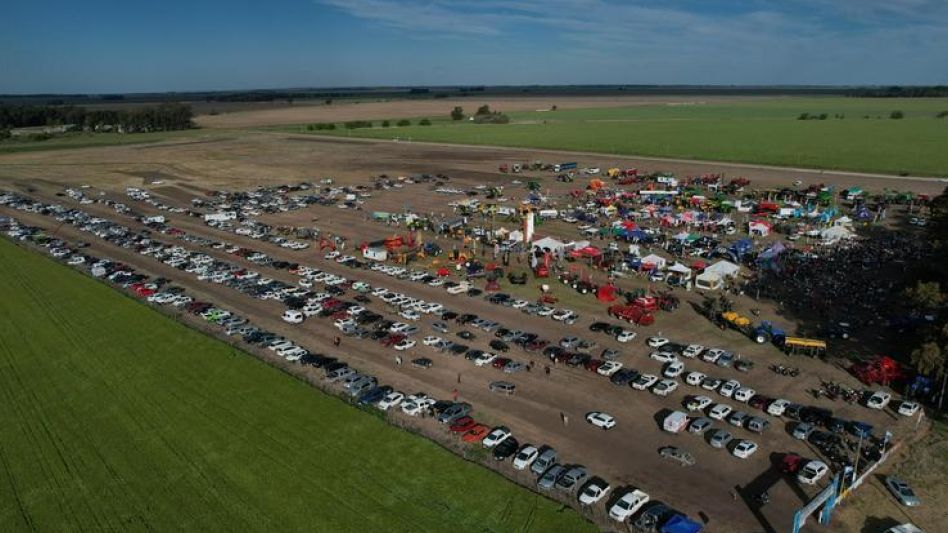 Una imagen aérea que muestra la magnitud de la edición 2024 de la Fiesta del Chacarero y Encuentro Agropecuario. AGUSTIN VALICENTI