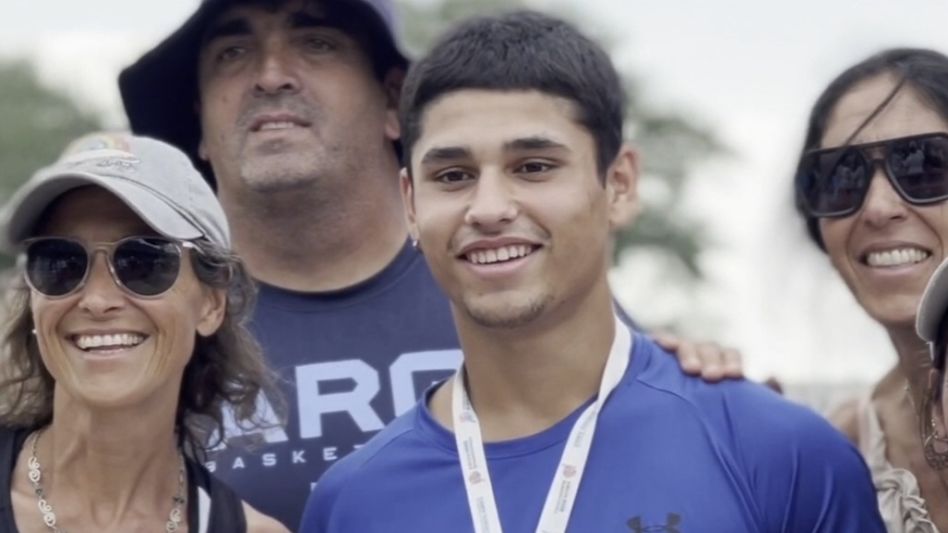 Otra medalla de plata en Atletismo PCD: Maximo Gimenez salió segundo en lanzamiento de bala, Sub 15 masculino intelectual. Foto: gentileza Prensa Municipal.