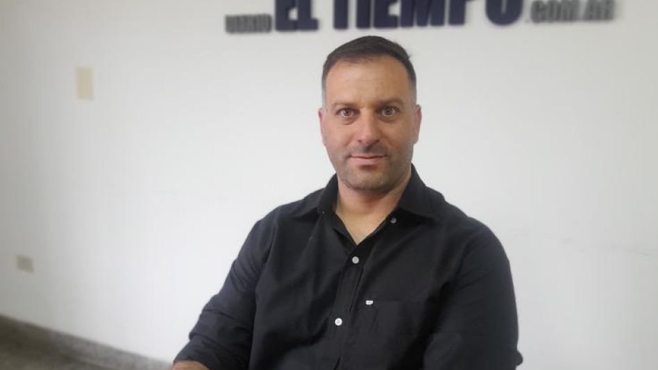  El referente de La Libertad Avanza Azul, Juan Ignacio Furiasse, el día que dialogó con este matutino.    AGUSTÍN SCALCINI