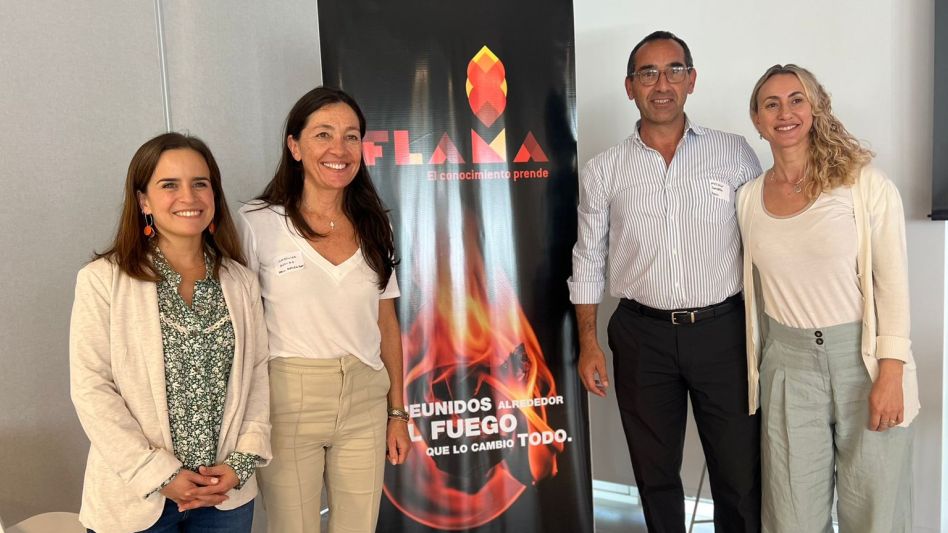 Azul presente en jornada sobre desarrollo de la economía del conocimiento