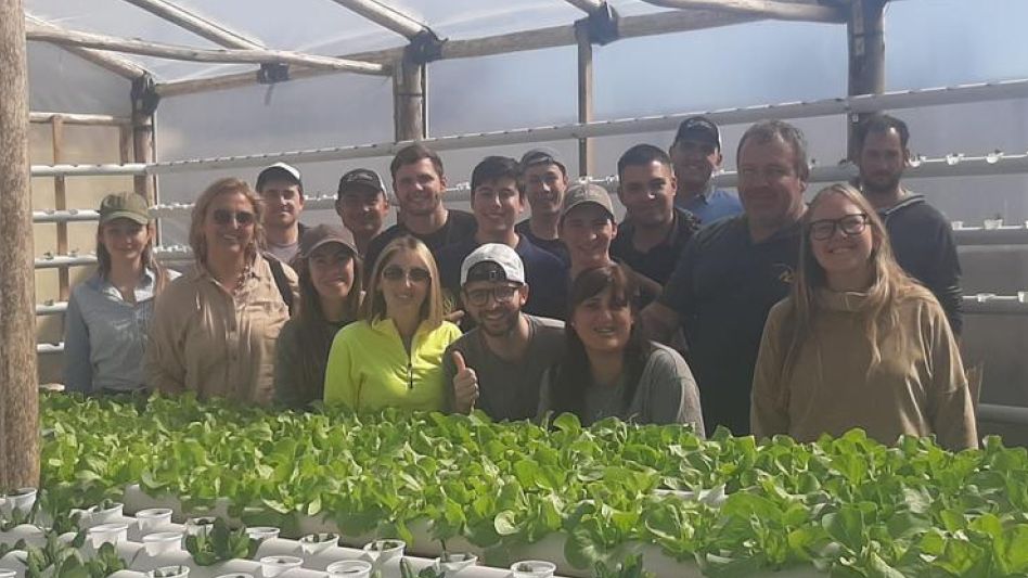 Otra de las visitas efectuadas este año, en este caso a las instalaciones de un productor hidropónico de Olavarría.