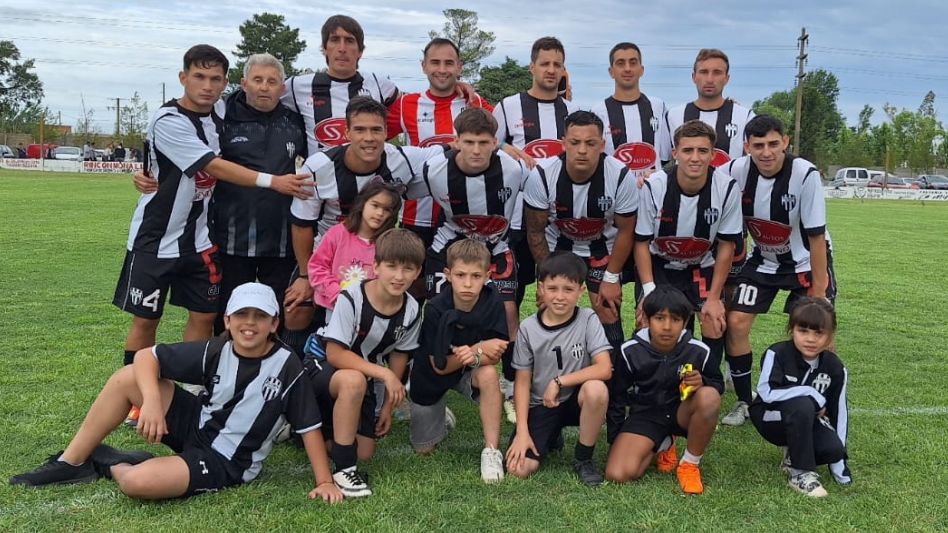 Alumni ganó y se clasificó a la siguiente ronda del Torneo Regional Federal Amateur. ARCHIVO