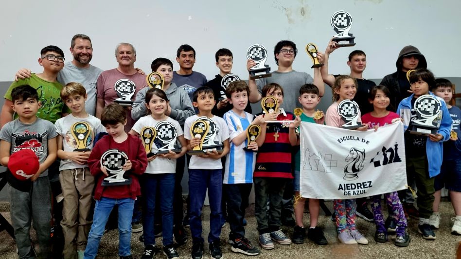 Con una destacada actuación de la Escuela Municipal de Ajedrez   finalizó el Prix Mar y Sierras