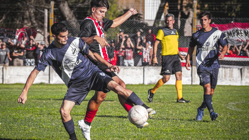 Se hizo fuerte en casa y venció por 2 a 0 a Chacarita. El equipo local, cuya última vuelta olímpica fue en 2011, pelea por el sueño de volver a ganar un campeonato de la Liga. Foto: Nicolás Murcia.