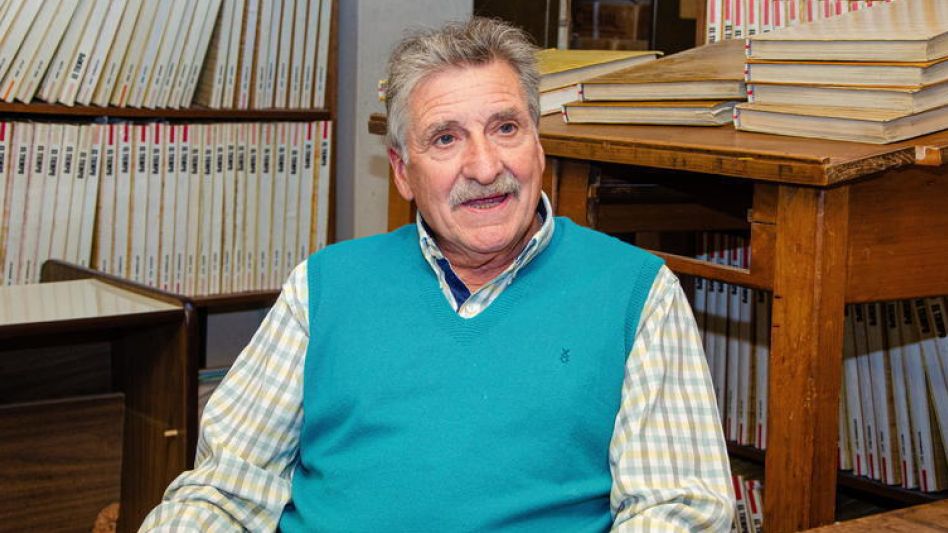 El referente a nivel local y regional de la Federación de Panaderos de la provincia de Buenos Aires, Miguel Castro, durante la charla que mantuvo con este matutino.  NACHO CORREA